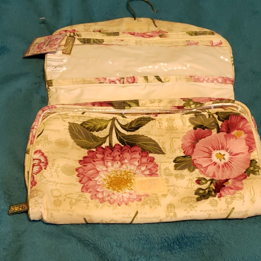 Cosmetic bag - Picture 2 of 4